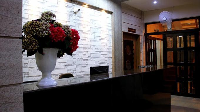 Hotel Dilip Jorhāt Buitenkant foto